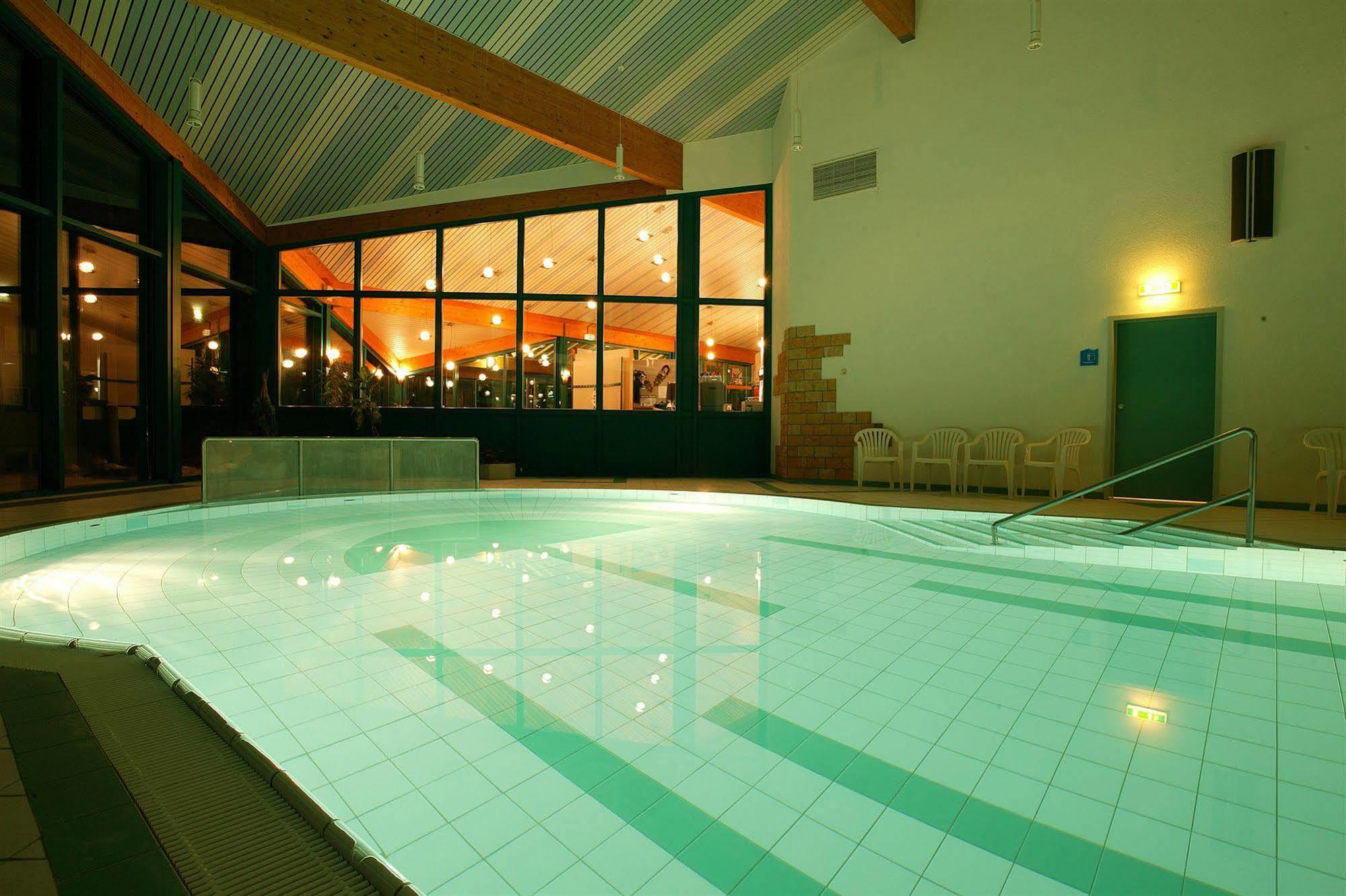 Werrapark Familienresort Hotel Heubacher Hoehe マッサーベルク エクステリア 写真